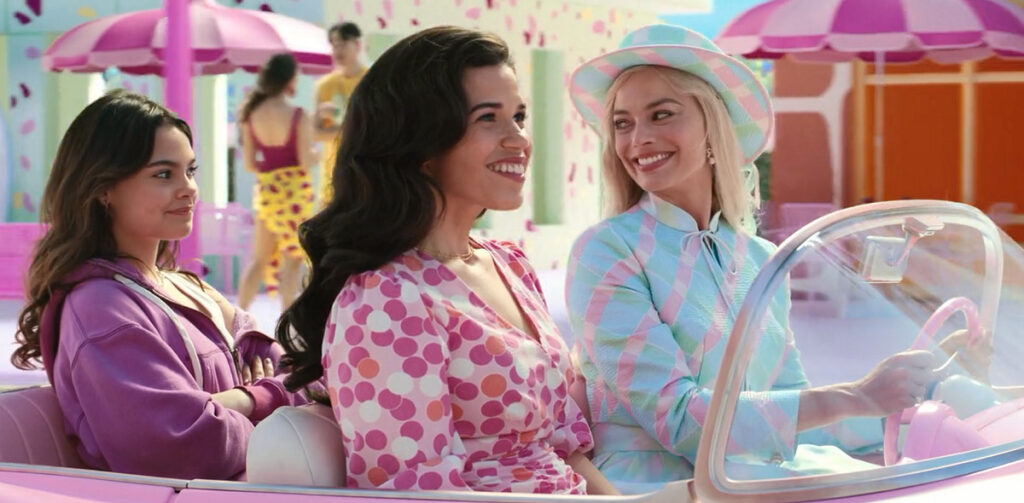 یک فیلم، دو نگاه: نقد فیلم Barbie 15 Barbie