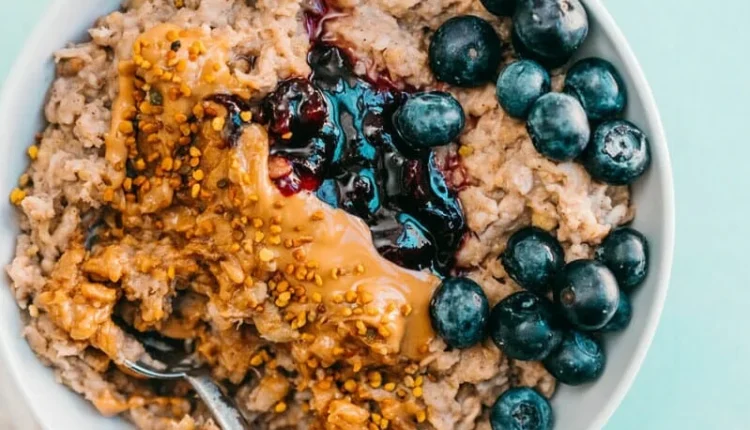 ۱۵ ایده صبحانه برای افت وزن سالم ۴ مسئله.webp