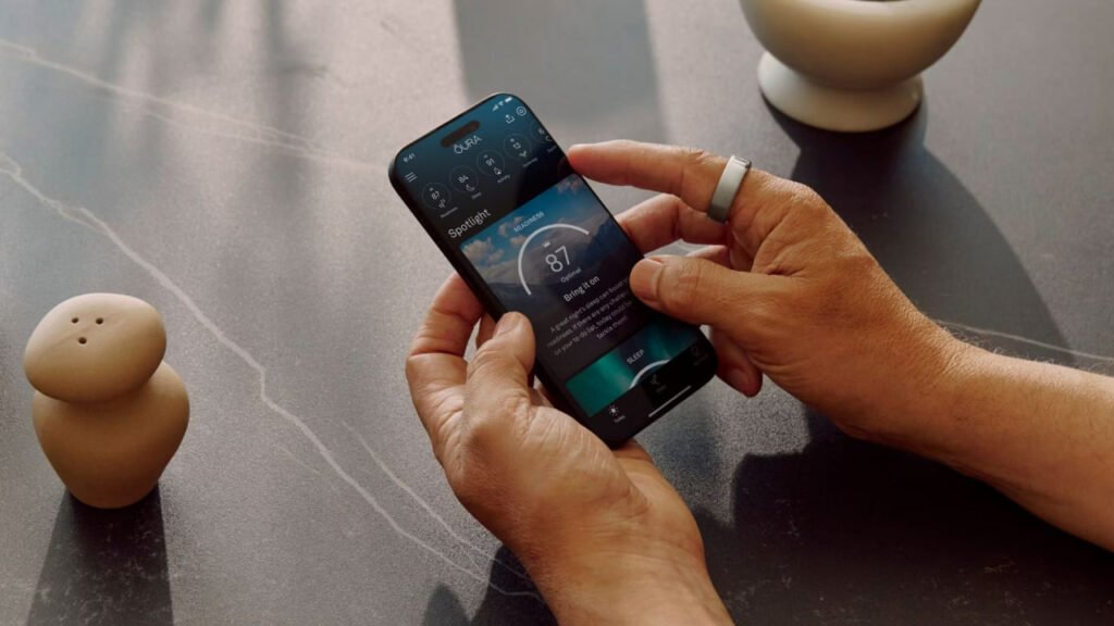 حلقه هوشمند Oura Ring 4 معارفه شد؛ باریکتر از قبل با سنسورهای دقیقتر_اسکوار 7 1727963637 265 حلقه هوشمند Oura Ring 4 معارفه شد؛ باریکتر از قبل