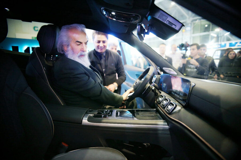 بازیگر کلاسیک سرزمین در غرفه لوکانو وجود یافت_اسکوار 6 1730895972 564 بازیگر کلاسیک سرزمین در غرفه لوکانو وجود یافت اسکوار