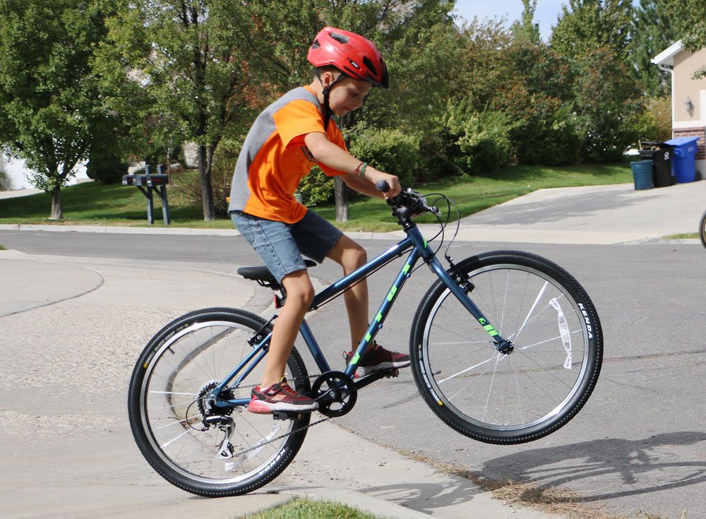 1734210366 437 ۶۴ ایده خرید کادو برای نوجوان پسر؛ هدیه‌هایی که حتما