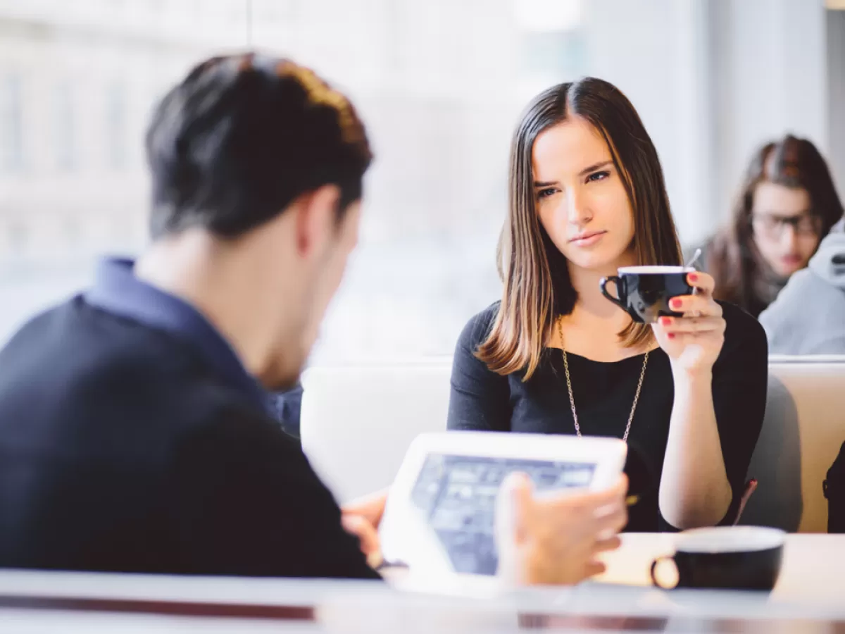 حرکت با افراد دروغگو؛ ۵ مسئله برای هنگامی که مچ یک دروغگو را گرفتید_اسکوار 27 1734664211 819 حرکت با افراد دروغگو؛ ۵ مسئله برای هنگامی که مچ.webp