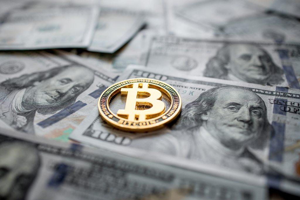 بیت کوین بخریم یا نخریم؟ ( ۵ علت خرید و ۵ علت نخریدن بیت کوین)_اسکوار 2 بیت کوین بخریم یا نخریم؟ ۵ علت خرید و