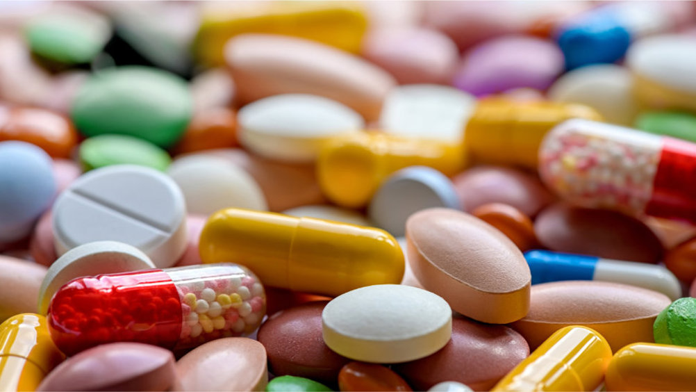 لیست داروهای ضد افسردگی: معارفه کامل + عوارض سوء مصرف داروهای افسردگی_اسکوار 15 1737579184 510 لیست داروهای ضد افسردگی معارفه کامل عوارض سوء مصرف