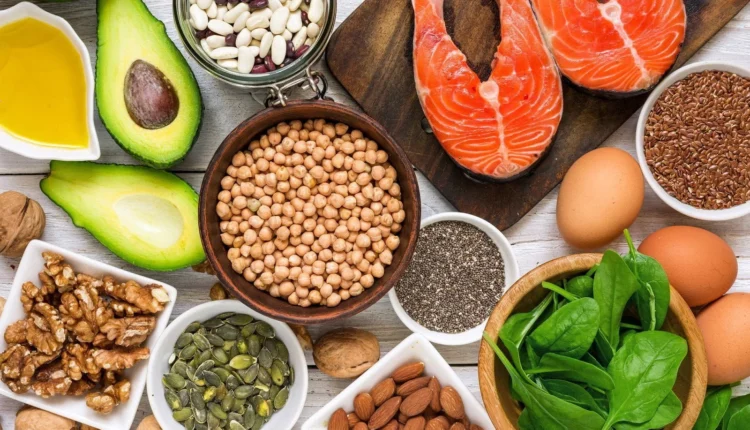 1739749981 414 غذای طبیعی چیست؟‌۲۱ علت برای مصرف غذاهای طبیعی اسکوار.webp