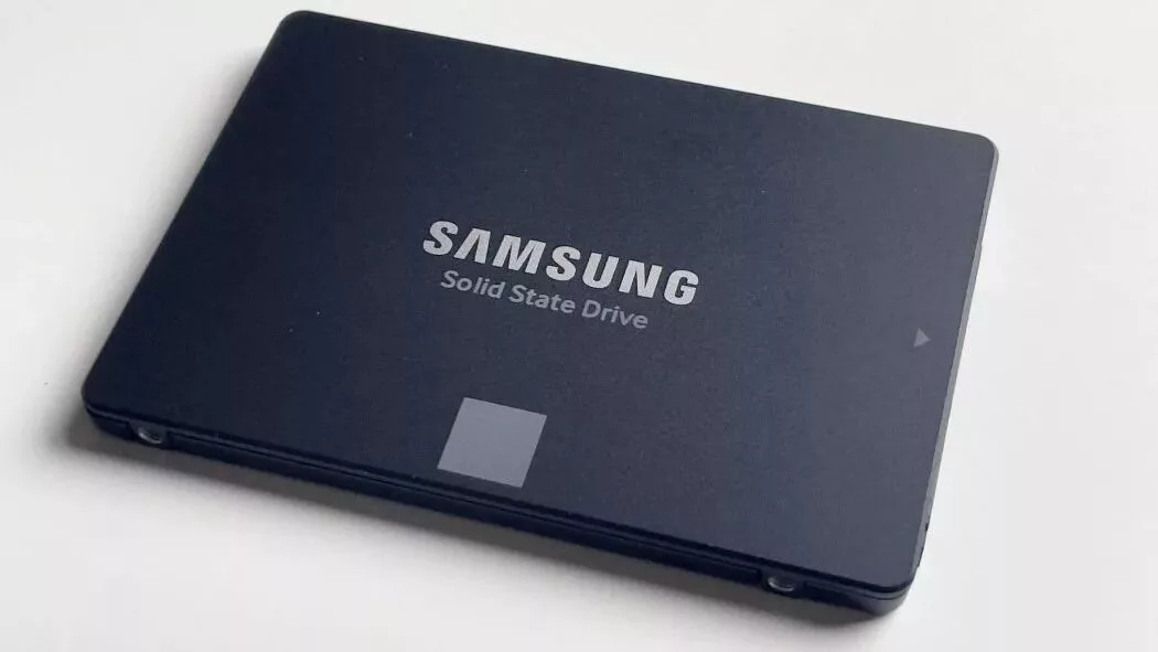 راهنمای خرید بهترین SSD بازار ایران؛ ۱۰ مدل پرفروش_اسکوار 27 بهترین SSD سامسونگ