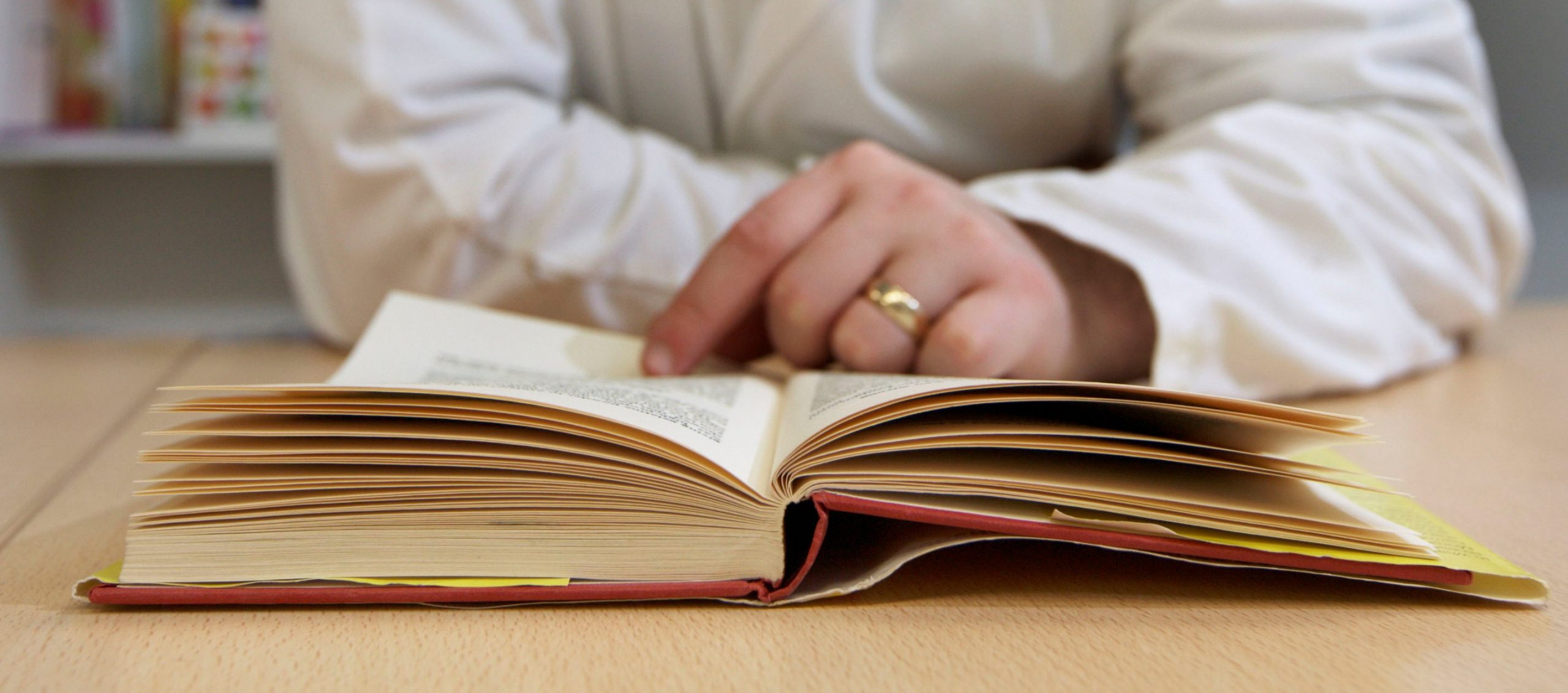 1743595216 531 چطور برنامه ریزی درسی کنیم؛ نکات برنامه ریزی برای درس