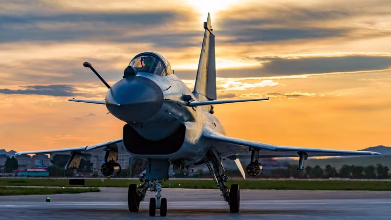 جنگنده Chengdu J-10C