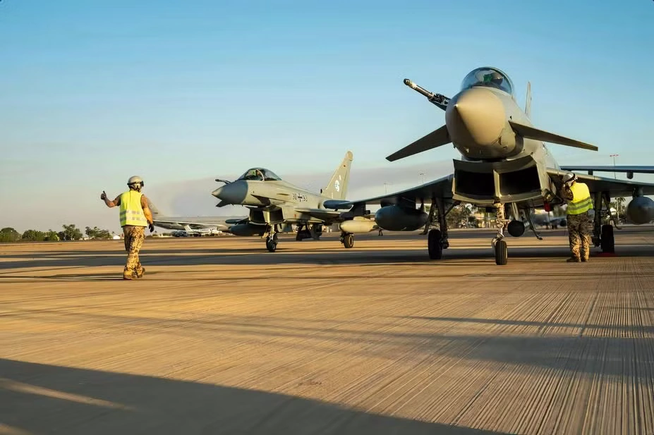 جنگنده Eurofighter Typhoon