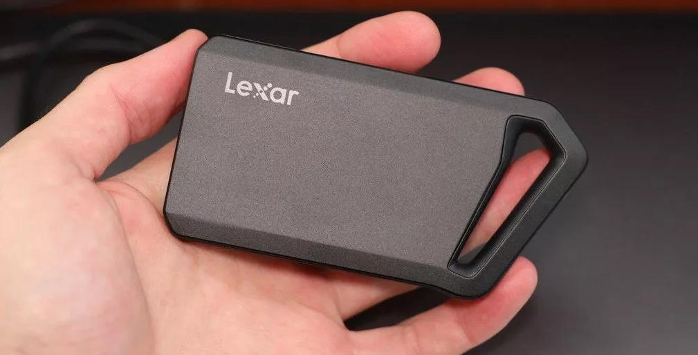 راهنمای خرید بهترین هارد اکسترنال بازار ایران؛ ۹ مدل پرطرفدار_اسکوار 19 بهترین هارد اکسترنال ۱ ترابایت