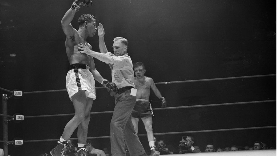 ۴ بوکسور برتر تاریخ به انتخاب محمد علی کلی_اسکوار 25 مبارزه بوکس شوگر ری رابینسون