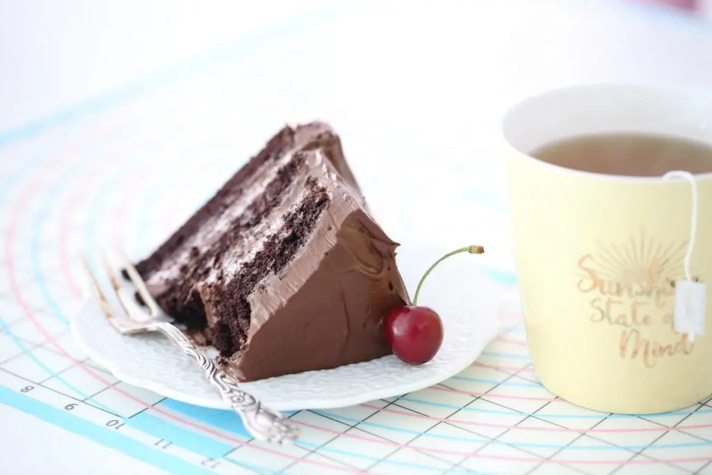 چرا شکلات را دوست داریم و چرا شکلات خوشمزه است؟_اسکوار 8 چرا شکلات را دوست داریم و چرا شکلات خوشمزه است؟ اسکوار.webp